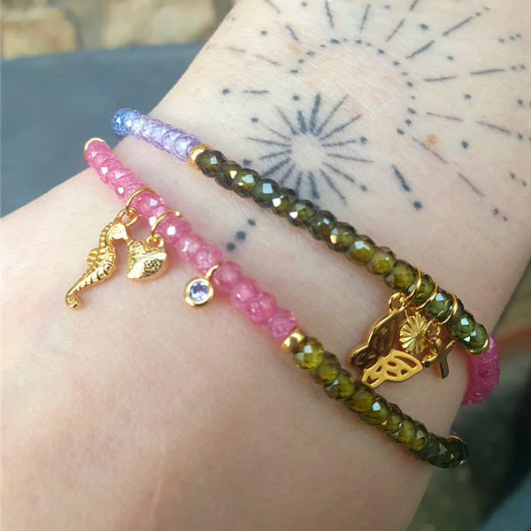 DIY-Armband mit Glas- und Zirkonia-Elementen – Beispiel für funkelnde Akzente