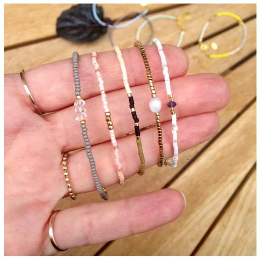 DIY armbånd med halvædelstensperler