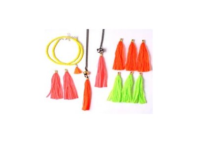 DIY  Neon tassels for jewelry