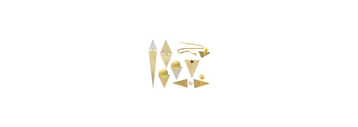 DIY earrings with triangular decorations