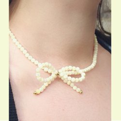 Muschelperlen, ganzer Strang, rund, gelb, 4 mm, ca. 95 St&uuml;ck.