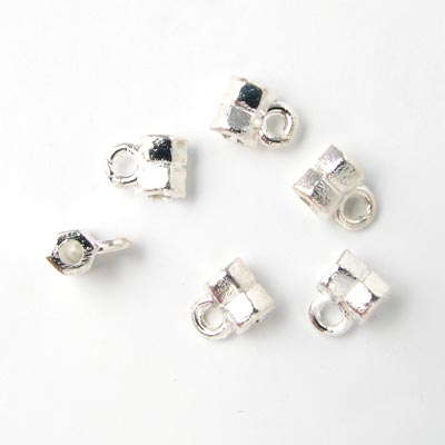 72-75pcs., silver-coloured bead, edged tube with eye, 4.5mm.