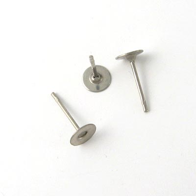Earstuds with flat padand earnuts, surgical steel, pad diameter 8mm, 6pcs