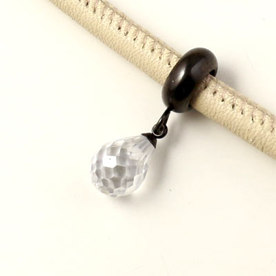Clear crystal-drop charm, black steel with eye and 6mm jump ring, 1pc.