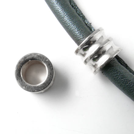 3-grooved sturdy bracelet bead, hardened stainless steel, 6mm hole, 1pc.