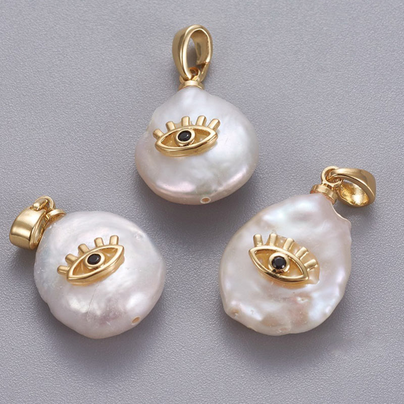 Freshwater pearl pendant, eye w. CZ, white, Gold-plated brass, appx 15x12x8 mm, 1 pc