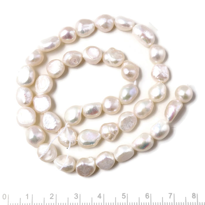 Freshwater pearl, full strand, baroque, oval, white, ca. 8-10x7.5mm, 37pcs