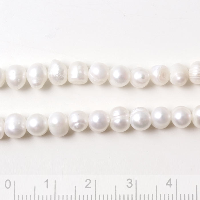 Freshwater pearl, full strand, white, side drilled, potato, 4,5x5,5mm, A-grade, appx. 80pcs