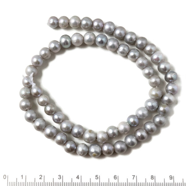 Frershwaterpearl, silvery grey, round, ca. 7 mm, large 1.5mm hole, A-grade, 4pcs