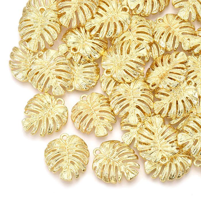 Monstera leaf pendant, gilded brass, 21.5x19mm, 4 pcs