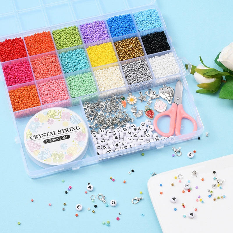 Jewellery set, mix 2mm seed beads, scissors, elastic cord, locks, pendants etc. in box, 19x17x2cm