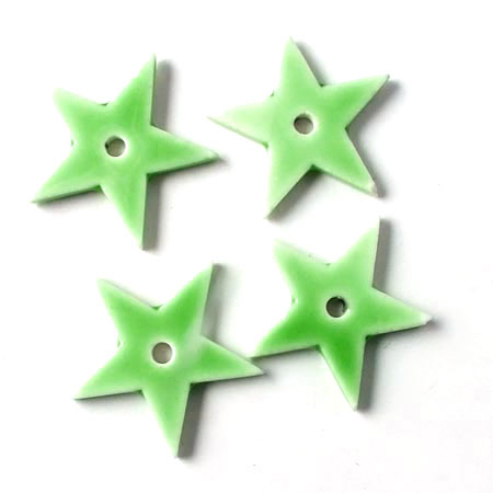 Ceramic star, light green, with a hole in the middle, 12mm, 2pcs