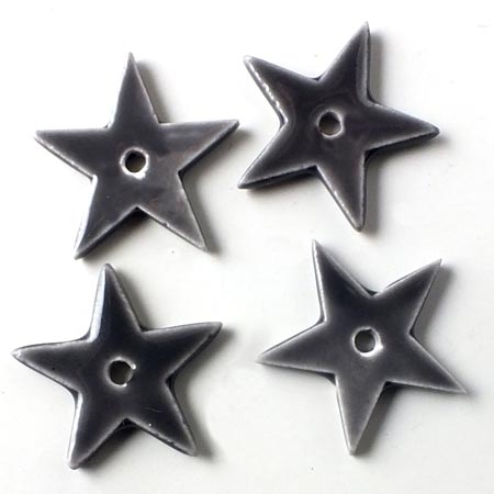 Ceramic star, dark grey, with a hole in the middle, 18mm, 2pcs.
