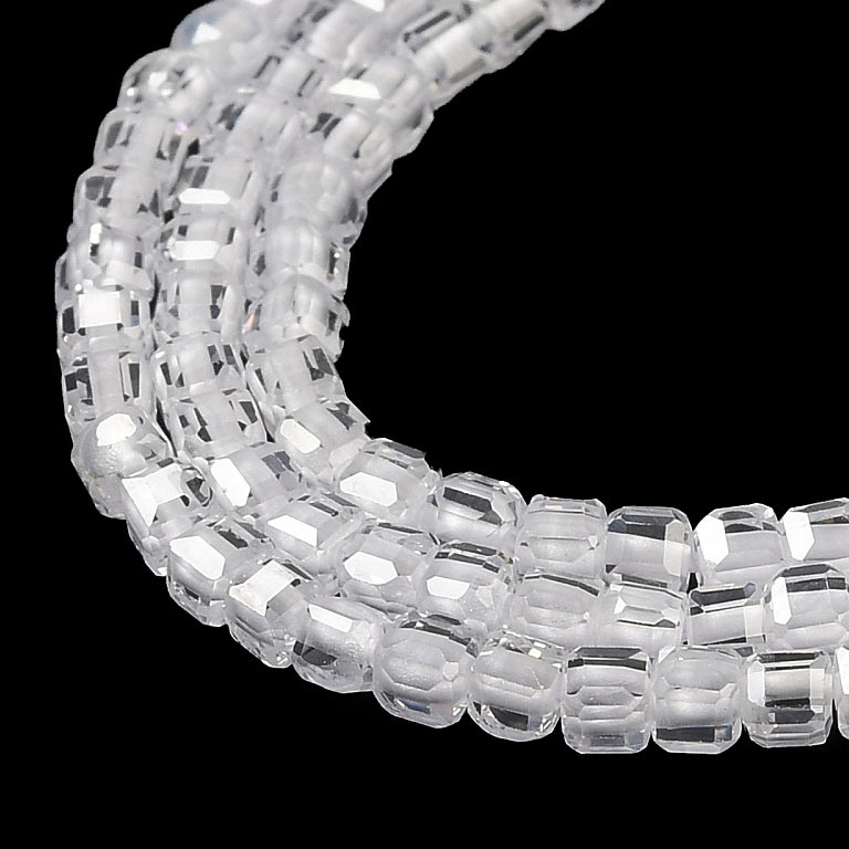 Zirconia, full strand, crystal clear cube, faceted, 2.5x2.5x2.5 mm, 150 pcs