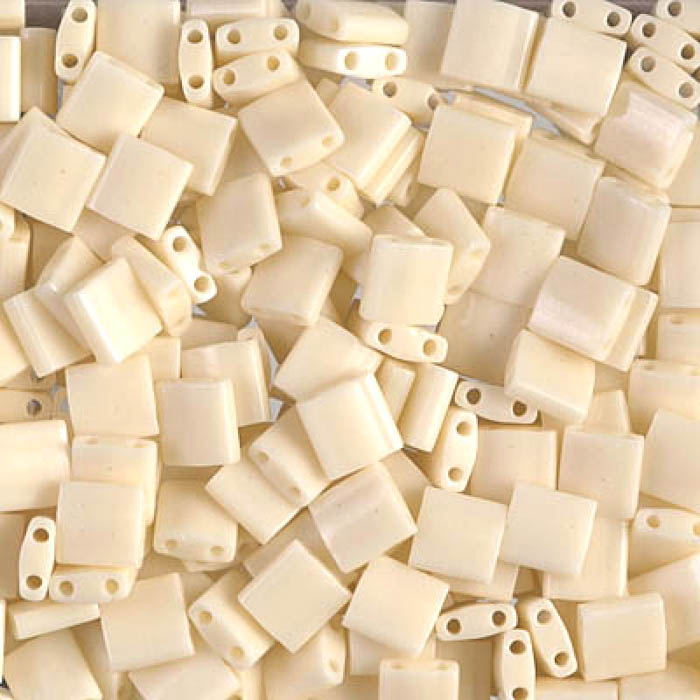 Miyuki, half Tila, two-hole-bead, opaque, shiny, ivory white, 5x5mm, 10gr, ca. 120pcs