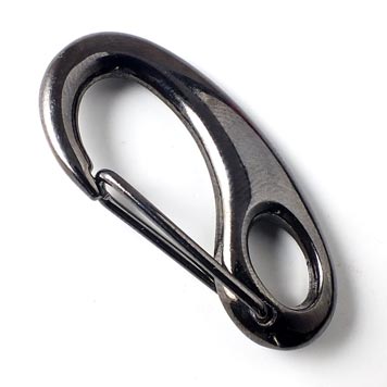 Self-closing key hasp, black steel, medium oval, 32x16mm, 1pc.