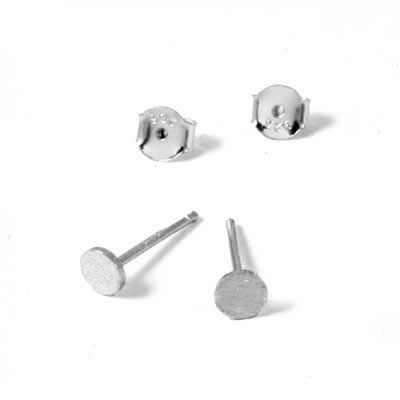 Earstuds with 6 mm pad, brushed sterling silver, 2pcs.