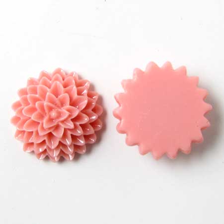 Resin, flat dahlia, salmon-coloured, 15x6mm, 2pcs.