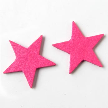 Leather star, neon-pink, fully dyed, 17mm, 2pcs.