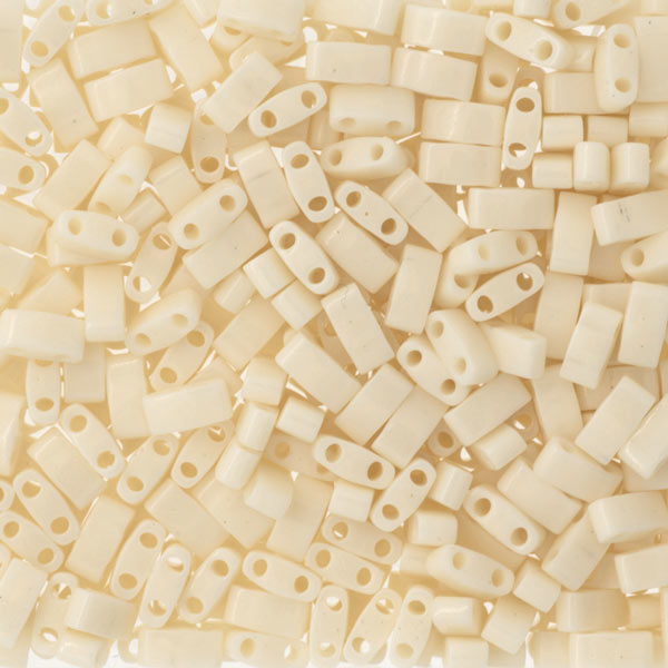 Miyuki, half Tila, two-hole-bead, opaque, shiny, ivory white, 5x2.3mm, 5gr, ca. 130pcs