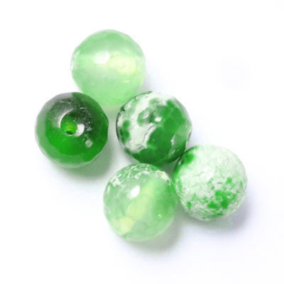 Cracked grass green agate, faceted, 6mm, 10pcs.
