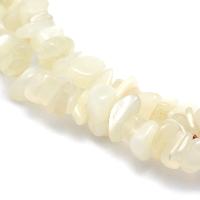 Moonstone, strand, small nuggets, ca. 8x4x2 mm, ca. 230 pcs.