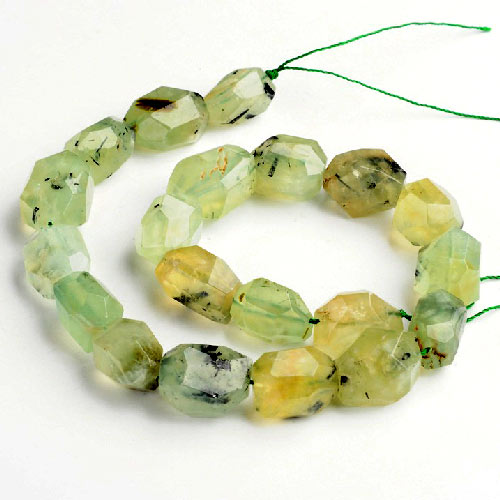 Prehnite, whole strand, faceted nugget beads, ca. 18x14x14mm, 19-20pcs