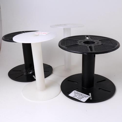 Spools, plastic, assorted large sizes, ca. 19-10x7-12cm, 6pcs.