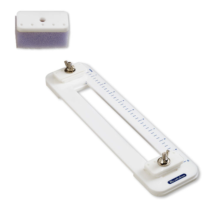 Beading loom, white plastic and steel, 31x8cm, 1pc