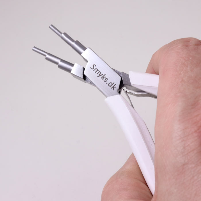 Step-Round-nose pliers with 3 steps, professional jewellery plier, white, 14x10cm, 1pc