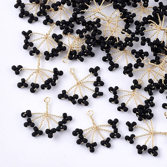 Seed bead pendant, black , 15x20 mm, 2 pc.