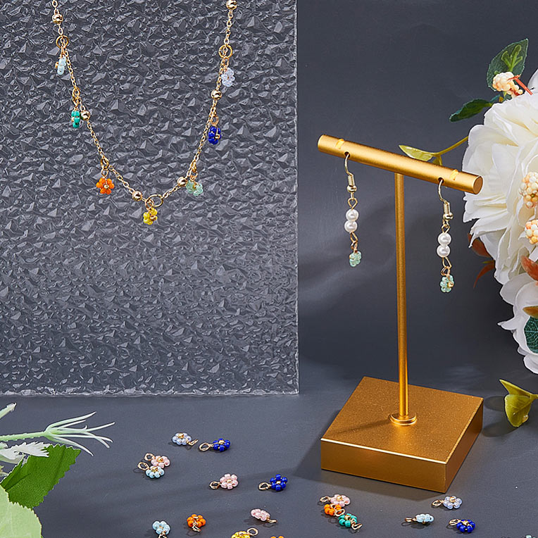 Pendant, small flower, mixed colours, seed beads, 10x5.5 mm, 6 pcs