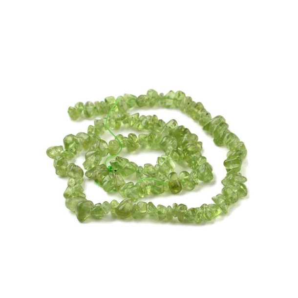 Peridot, strand, small nuggets, grade A+, ca. 3x5x2 mm, ca. 200pcs.