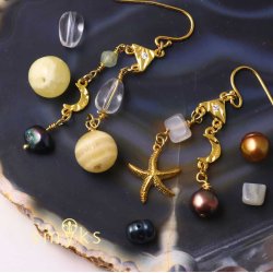 Link, crescent moon, uneven surface with two loops, gold-plated silver, 11x5 mm, 2 pcs