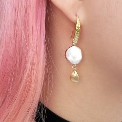 S&uuml;&szlig;wasserperle, Keshi, Zwischenst&uuml;ck, vergoldet, naturwei&szlig;, 24x16-19mm, 1 Stk