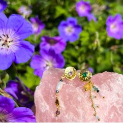 Zwischenstck, unebene Flche mit zwei Lchern, vergoldetes Silber, 6x4 mm, 2 Stck