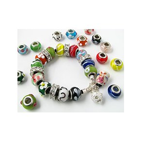 Glass beads for bracelets