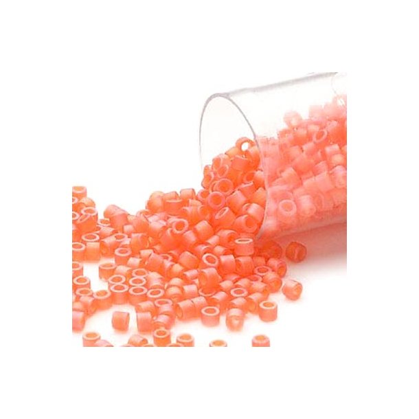 Delica, størrelse #11, orange glasperle, mat transperant, 1,1x1,7mm