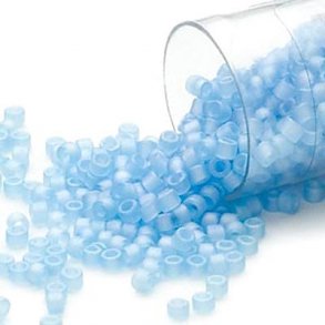 Delica, Größe#11, hellblau, Glasperlen, matt transparent, 1,1x1,7 mm