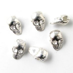 14 Stk., silberfarbene Perlen, Totenkopf, 7x11 mm