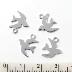 Versilbertes Messing, Schwalbe, mit &Ouml;se, 6 Stk.