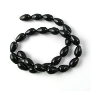 Onyx teardrop, entire strand of beads, 16x10mm, ca. 26pcs.