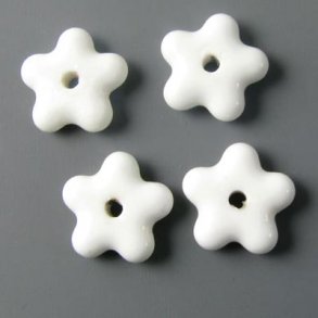 Ceramic star, simple, white, 15mm, 2pcs.