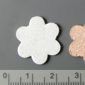 Skind-blomst, hvid/ufarvet, 20 mm, 2 stk.