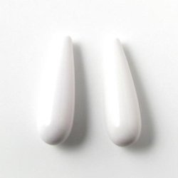 Gepresster T&uuml;rkis, wei&szlig;e Tropfen, 22x7x3 mm, 2 Stk