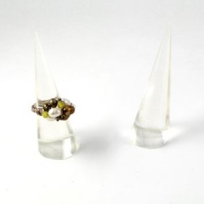 Displayaufsatz für Fingerringe, klar transparentes Acryl, Höhe 69 mm, 1 Stück.