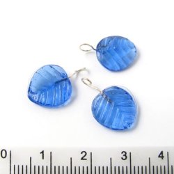 Glas-Anhnger, Blatt, mit se, blau, 14x10 mm, 6 Stk.