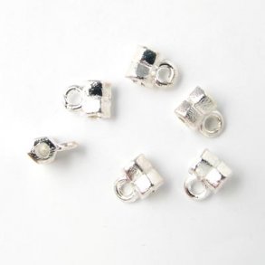 72-75 Stk., silberfarbene Perlen, Röhrchen, mit Öse, 4,5 mm