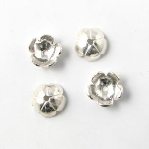Bead cap, silver, simple flower, diameter 8,2mm. Suitable for 8 mm beads. 4pcs.