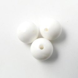 Candy jade, hvid, rund perle, 10 mm, 6 stk